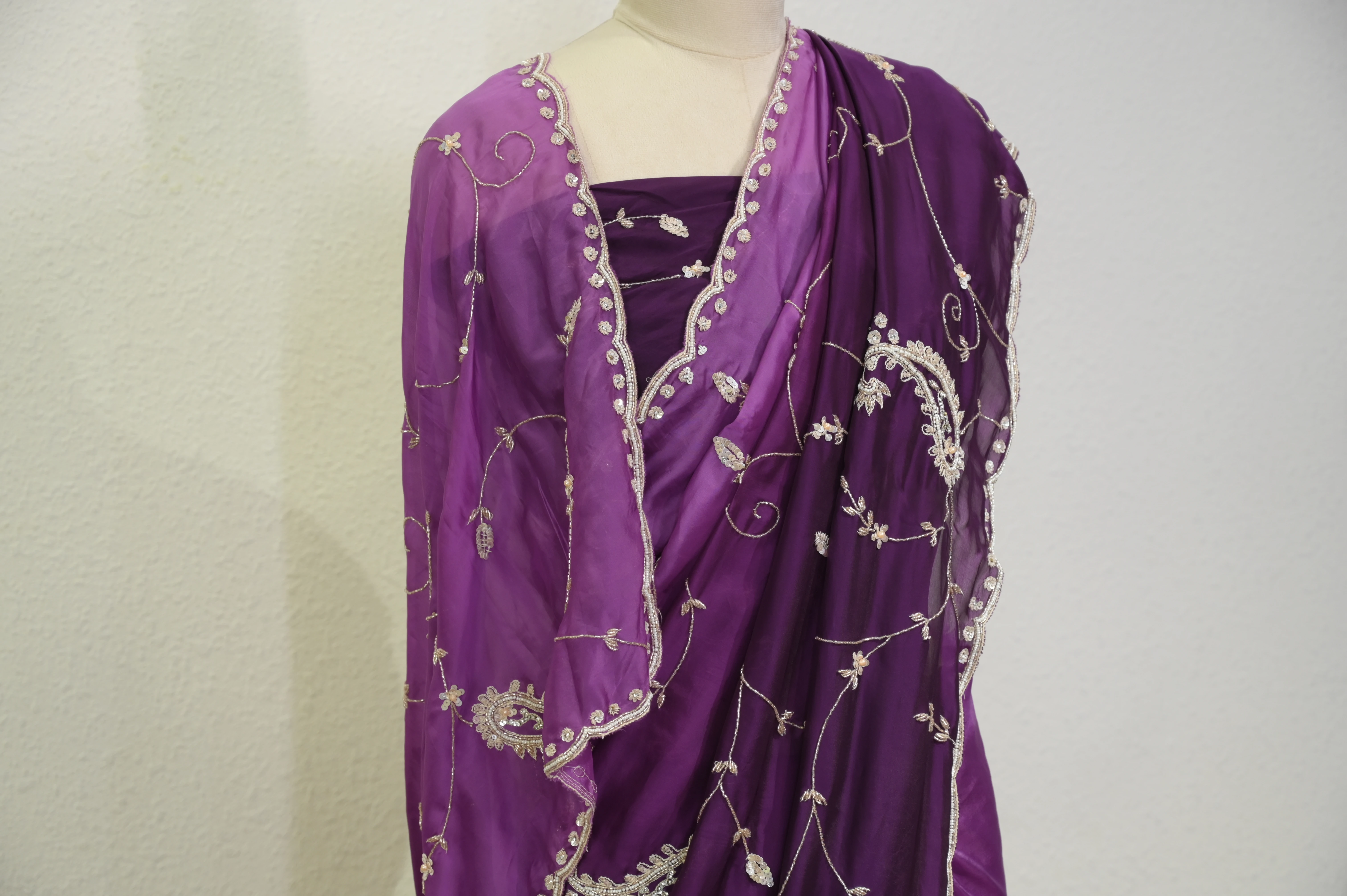 Ametrine Violet Vine Crape Saree