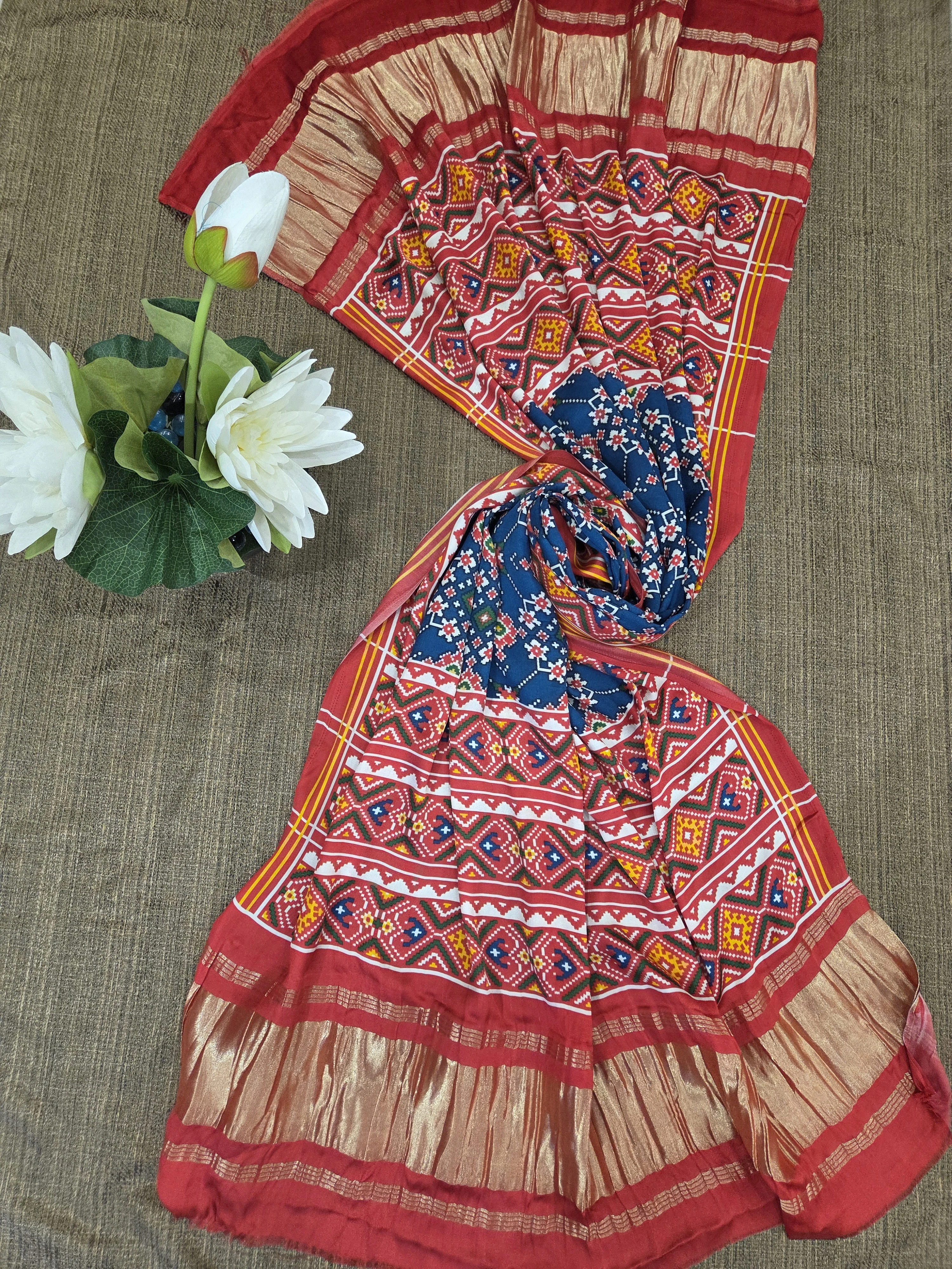 Vibrant Red & Navy Patola Print Crushed Dupatta